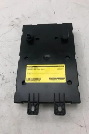 Koop Vandaag Regeleenheid deuraantrekhulp MERCEDES-BENZ V-CLASS (W447)