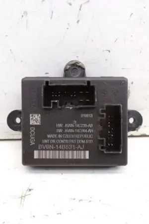 Bulkbestelling Regeleenheid deuraantrekhulp FORD Focus III (--)