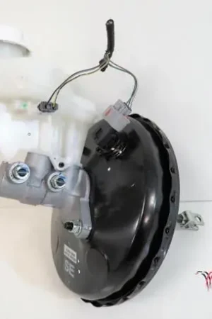 Rechtstreeks Van De Fabrikant Rembekrachtiger MITSUBISHI Mirage/Space Star Schrägheck (A0 A)