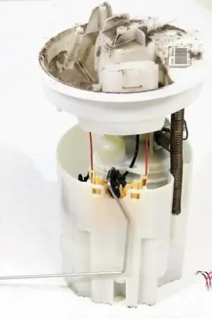 Brandstofpomp FORD Focus III (--) Fabrieksprijs