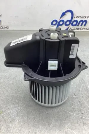 Plaats Bestelling Elektrische motor interieurventilatie FIAT 500 (312_), FIAT 500 C (312_), ABARTH 500 / 595 / 695 (312_), ABARTH 500C / 595C / 695C (312_)