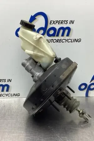 Rembekrachtiger TOYOTA YARIS (_P9_) Premium