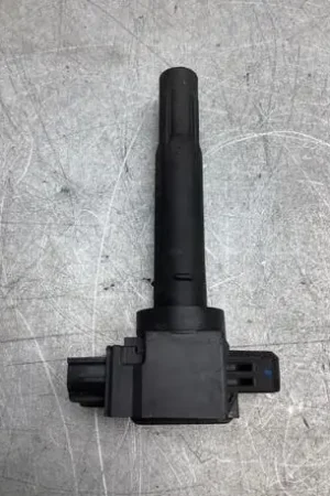 Koop Online Bobine SUZUKI SWIFT V (AZ)