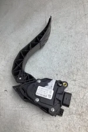 Korting Smoorkleppenverstelling Sensor RENAULT ESPACE V (JR_), RENAULT GRAND SCÉNIC IV (R9_), RENAULT SCÉNIC IV (J9_)