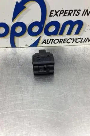 Op = Op Schakelaar voor Koplamphoogteregeling SEAT Mii (KF1, KE1)