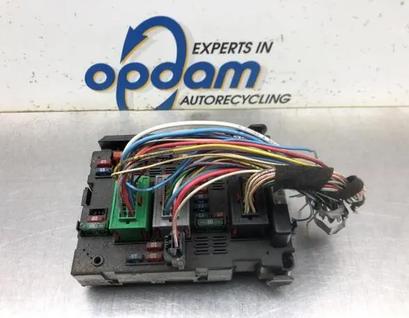 Zekeringkast PEUGEOT 307 SW (3H), PEUGEOT 307 Break (3E) Betrouwbaar