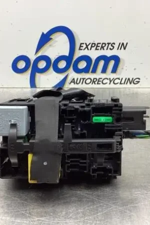 Zekeringkast PEUGEOT 208 I (CA_, CC_) Wereldwijde Verzending