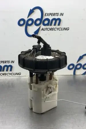 Koop Vandaag Brandstofpomp MAZDA 2 (DE_, DH_)