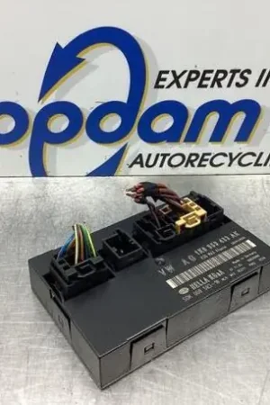 Regeleenheid deuraantrekhulp VW GOLF V (1K1), VW GOLF VI (5K1) Origineel