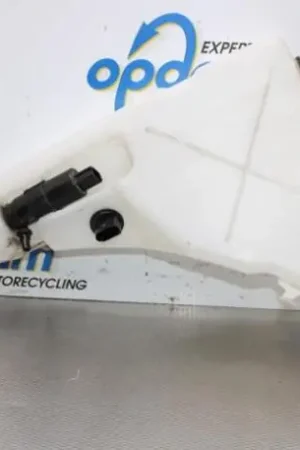 Reinigingsvloeistofreservoir AUDI A8 (4H2, 4H8, 4HC, 4HL) Wereldwijde Verzending