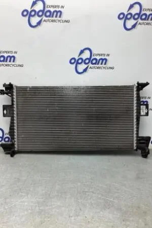 Radiateur FORD FOCUS III Turnier Garantie Inbegrepen