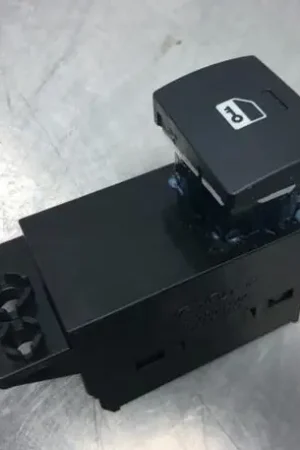 Schakelaar voor Centralevergrendeling KIA VENGA (YN) Snelle Levering