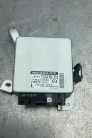 Regeleenheid stuurbekrachtiging TOYOTA YARIS (_P13_) Koopje