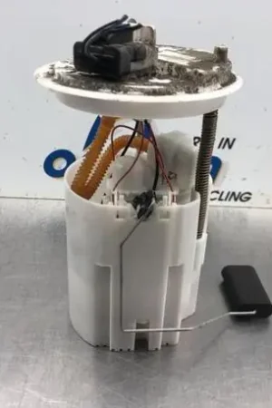 Modern Brandstofpomp OPEL CORSA E (X15)