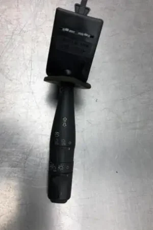 Knipperlampschakelaar PEUGEOT 106 II (1A_, 1C_), PEUGEOT 106 I (1A, 1C) Snelle Levering