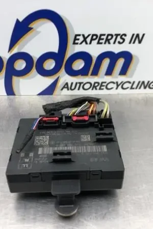 Centrale vergrendeling AUDI A3 Sportback (8VA, 8VF), AUDI A6 Allroad (4GH, 4GJ, C7) Premium