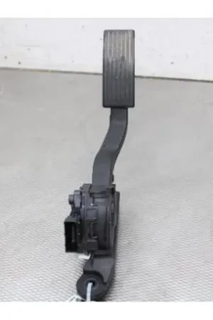 Sensor gaspedaalpositie HYUNDAI i10 II (BA, IA) Gereduceerde Prijs