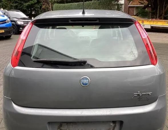 Kofferruimteklep FIAT GRANDE PUNTO (199_), FIAT PUNTO EVO (199_), ABARTH GRANDE PUNTO, ABARTH PUNTO (199_) Favoriet