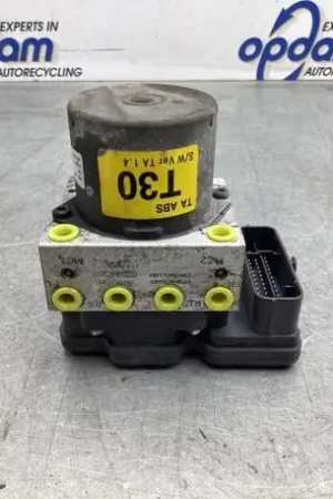 ABS Hydraulisch aggregaat KIA PICANTO (TA), KIA CEE'D SW (ED), KIA CEE'D Hatchback (ED), KIA PRO CEE'D (ED) Gereduceerde Prijs