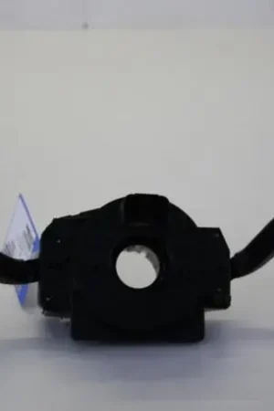 Betrouwbaar Stuurkolomschakelaar VW POLO (9N_), VW POLO Saloon (9A4, 9A2, 9N2, 9A6)