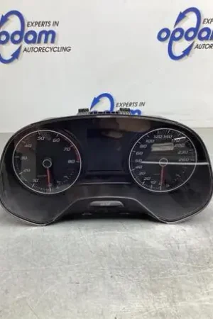 Koopje Toerenteller SEAT LEON (5F1)