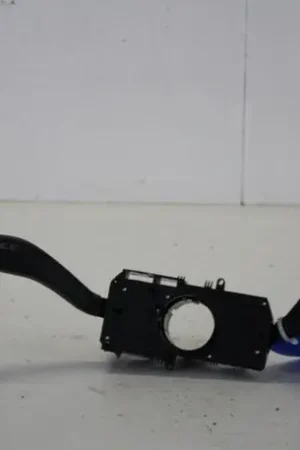 Wereldwijde Verzending Stuurkolomschakelaar VW POLO (9N_), VW POLO Saloon (9A4, 9A2, 9N2, 9A6)