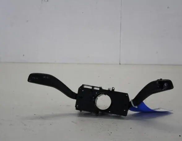 Wereldwijde Verzending Stuurkolomschakelaar VW POLO (9N_), VW POLO Saloon (9A4, 9A2, 9N2, 9A6)