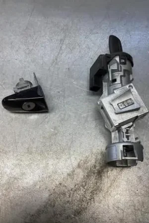 Tijdelijk Beschikbaar Slotcilinder Contactslot FORD FOCUS III Turnier