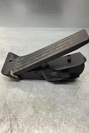 Sensor gaspedaalpositie BMW X1 (F48) Nieuw