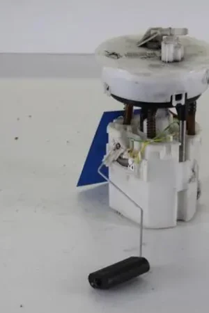 Brandstofpomp MAZDA 2 (DE_, DH_), FORD FIESTA VI (CB1, CCN) Fabrieksprijs