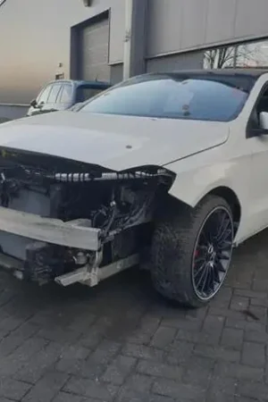 Alleen Vandaag Front asdrager MERCEDES-BENZ A-CLASS (W176)