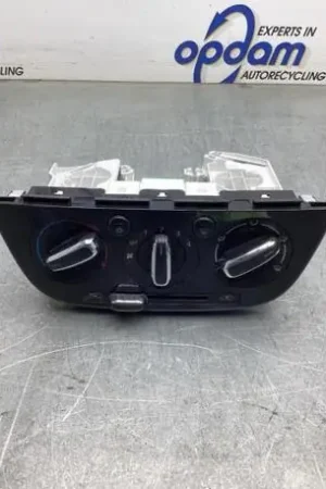 Trendy Bedieningselement verwarming & ventilatie MITSUBISHI MIRAGE / SPACE STAR Hatchback (A0_A)